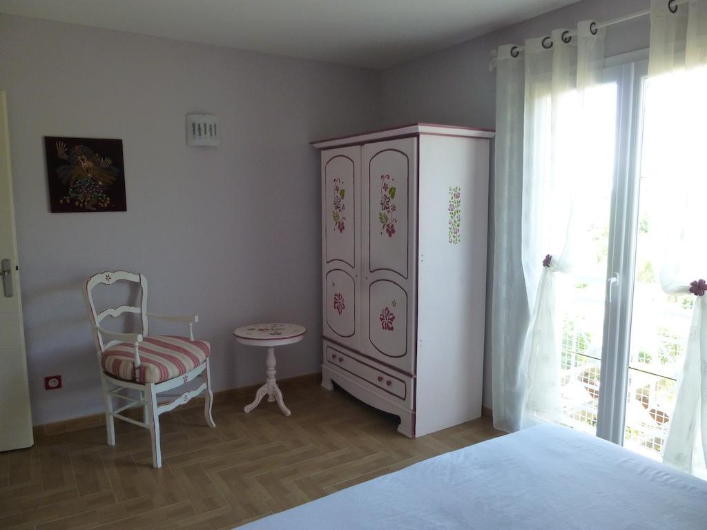 Domaine De Flo Adult A Partir De 16 Ans Acomodação com café da manhã Saint-Jean-de-la-Blaquiere Quarto foto