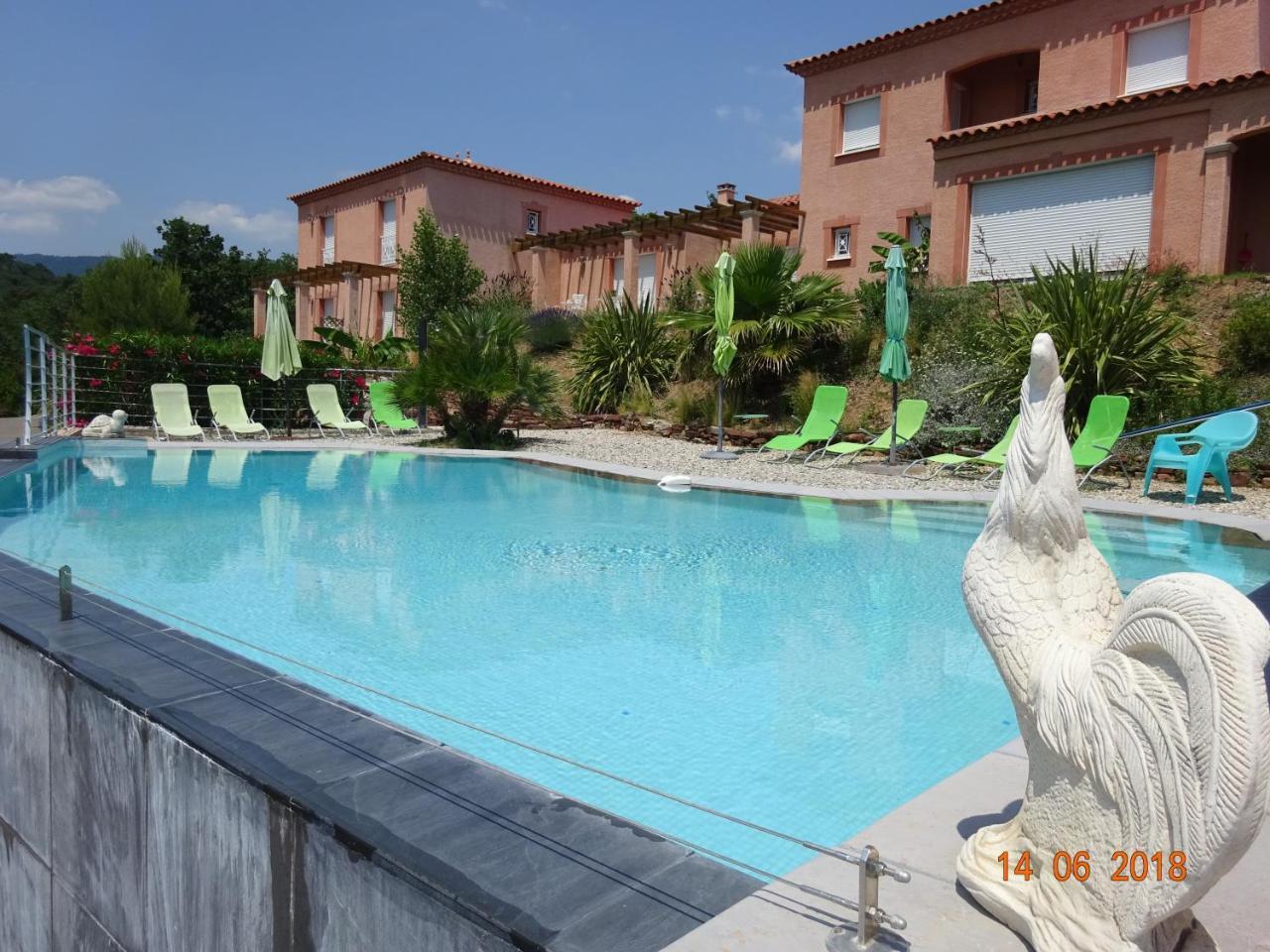 Domaine De Flo Adult A Partir De 16 Ans Acomodação com café da manhã Saint-Jean-de-la-Blaquiere Exterior foto